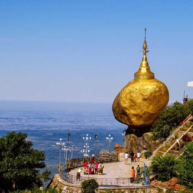 The amazing golden rock 🪨 🥰🙏