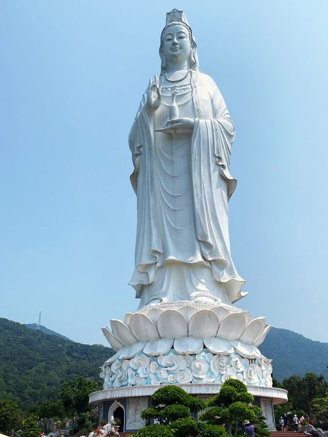 Tallest Lady Buddha in Vietnam 🙏🏻