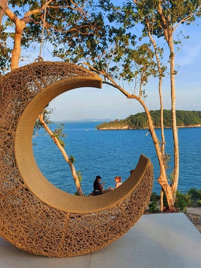 จุดชมวิวผาสุขนิรันดร์  @ เกาะเปริด จันทบุรี