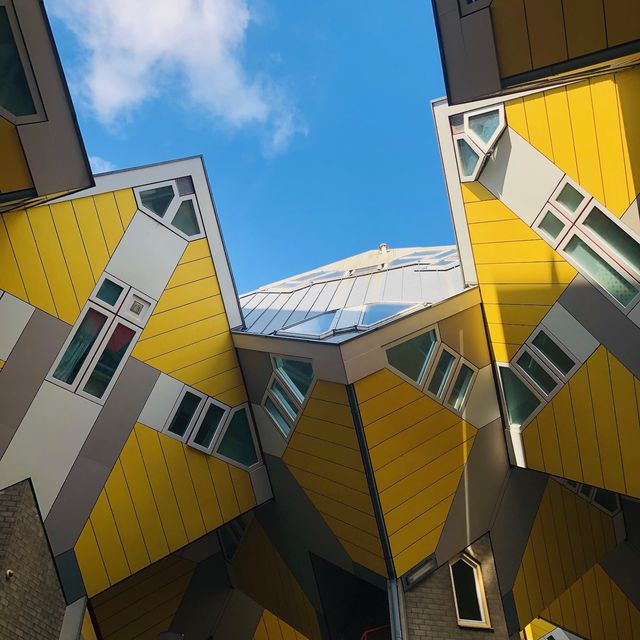 荷蘭🇳🇱鹿特丹 Rotterdam ⬜️🟨可愛立體方塊屋Cube Houses Kijk-Kubus