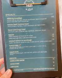 香港素食探店 | 西環Miss Dough & Brew