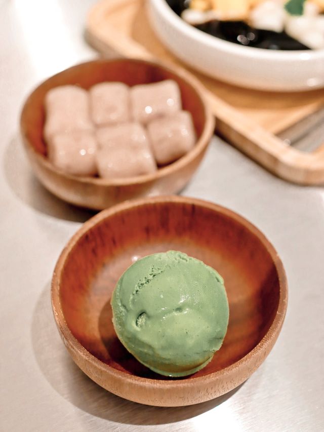 中環人氣嫩滑仙草店  
