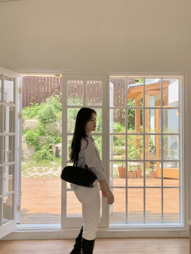 송정 오션뷰 카페 우호적 무관심