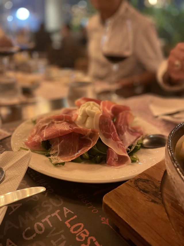 Ciccio wine cellar v bistro at InterCon Bangkok