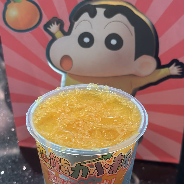 北上覓食！奈雪的茶x蠟筆小新｜限定周邊