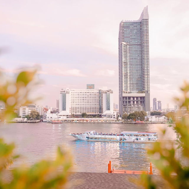 Rooftop Bar ริมแม่น้ำเจ้าพระยา