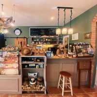 #คาเฟ่ลับพัทยา ร้าน Munasir Pool cafe 