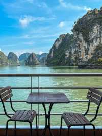 Overnight Charms in Ha Long’sEnchanted Bay