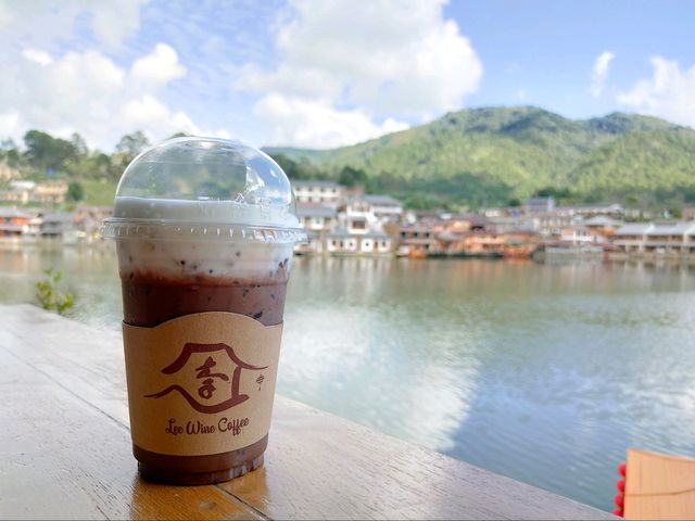Leewine Coffee คาเฟ่สไตร์เมืองจีน