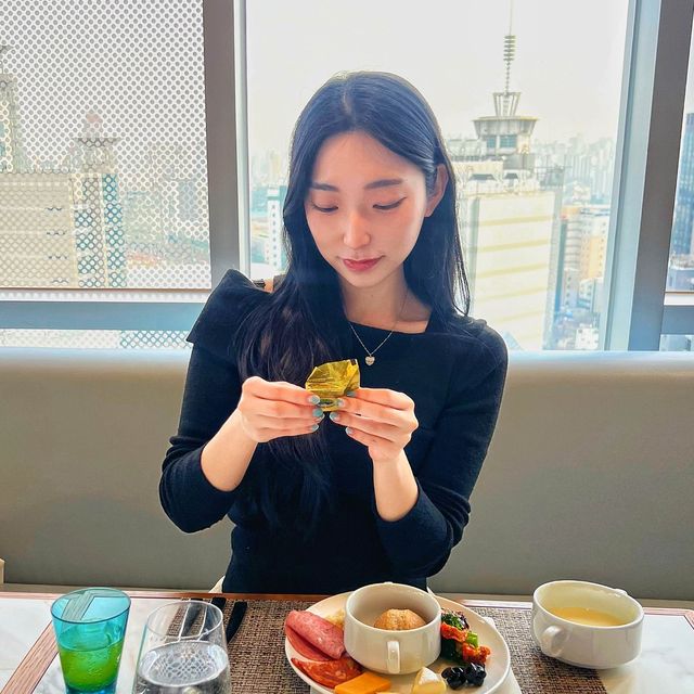 뷰맛집 호텔 레스토랑에서 점심뷔페 고고🫶🏻
