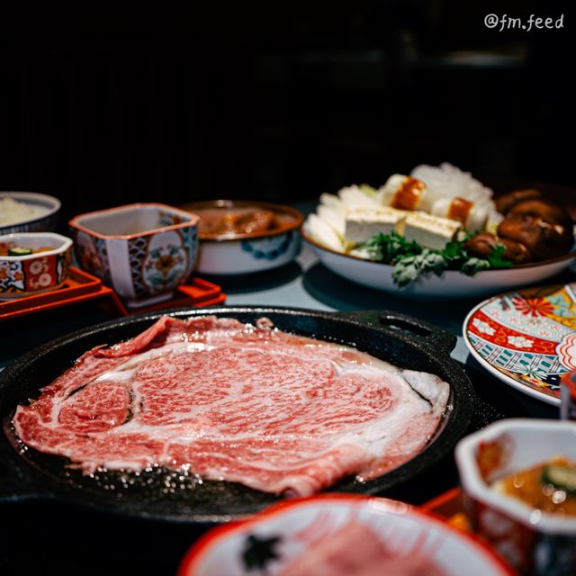 Popular and Affordable High-End Sukiyaki Specialty Restaurant