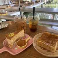 《泰國🇹🇭 After the rain coffee & gallery》