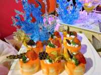 บุฟเฟต์มื้อเย็นสุดอลังที่โรงแรม The Emerald