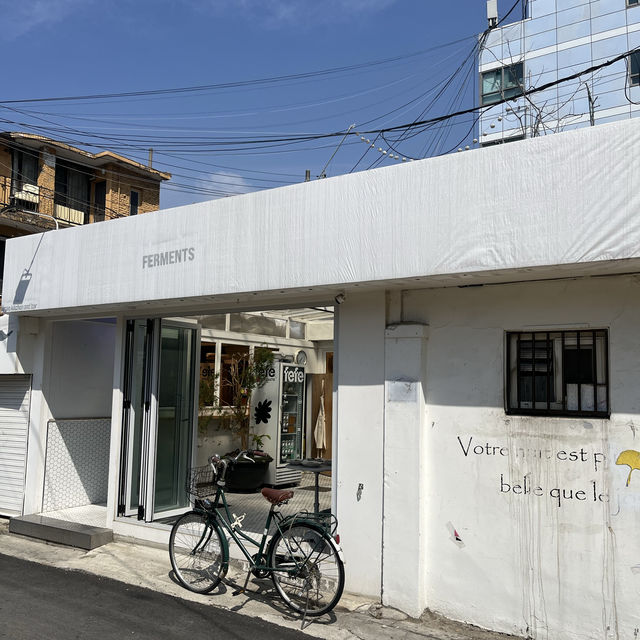 龍山駅(ヨンサン) 駅すぐ　美容家が通うオシャレカフェ🍽️