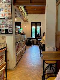 แนะนำคาเฟ่เกือบลับย่านปากคลองตลาด 🌷🪻