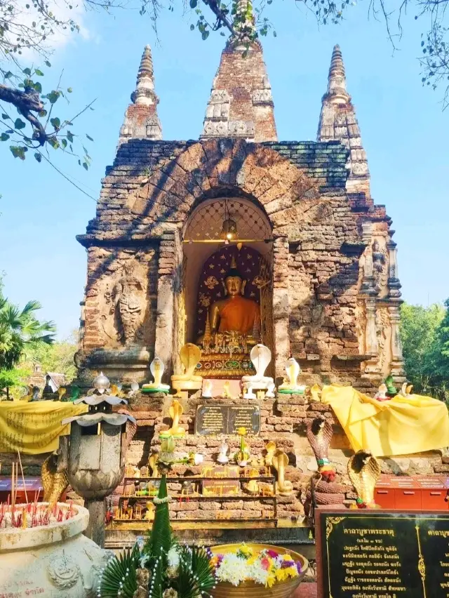 Wat Jed Yot, Phra Aram Luang