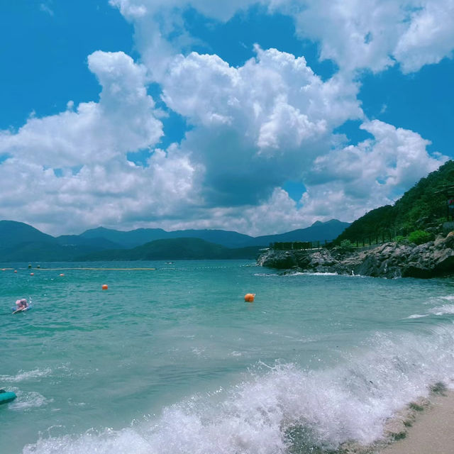「竹灣海灘：澳門最佳避暑勝地，享受沙灘、海洋和夕陽美景」