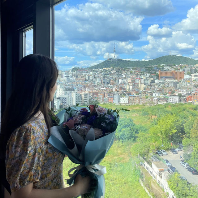 남산뷰 객실에서 즐기는 호캉스❤️ 이태원 몬드리안호텔