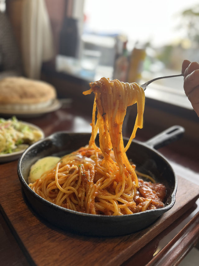 【福岡カフェ】ラストのお客さんにはいいことがあるかも⁉️人気のレトロな喫茶店🍽