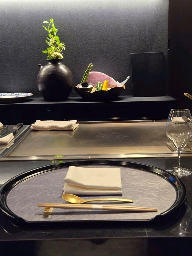 銀座にオープンした鉄板焼屋さん