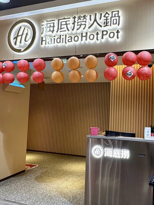 臺北萬華  火鍋店海底撈西門店 