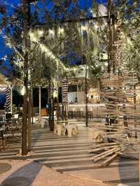 The Lunar Beach House คาเฟ่ริมผา - ชลบุรี