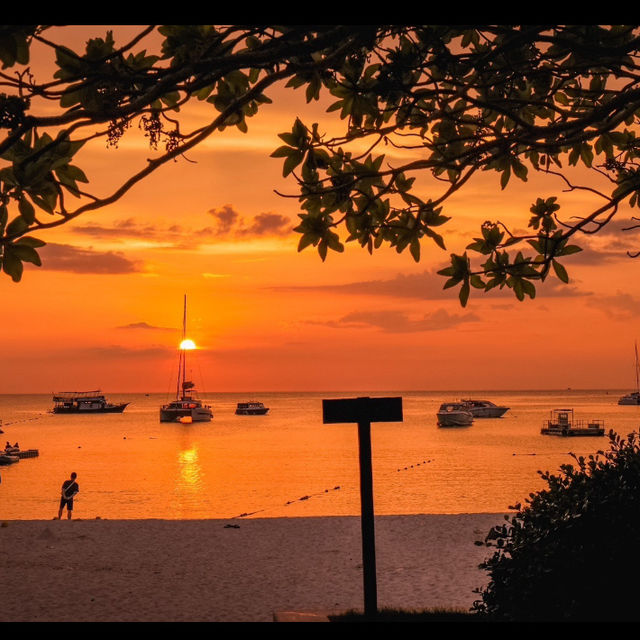 Phuket: Thailand's Tropical Playground