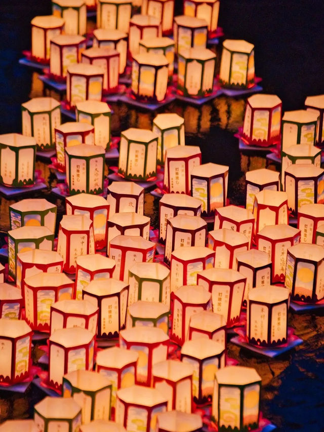 【絶景】夏の夜の風物詩！市川灯籠流し🏮🍧👘