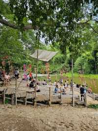ตลาดโอ๊ะป่อย สวนผึ้ง: หนึ่งวันสบาย ๆ ราชบุรี