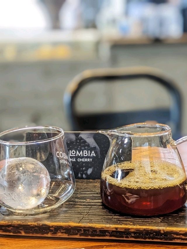 ROLLING Roasters - คาเฟ่ของคอกาแฟ