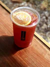 เที่ยวคาเฟ่มินิมอล Moonrise