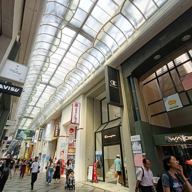 大阪観光スポット✨心斎橋筋商店街でショッピング✨