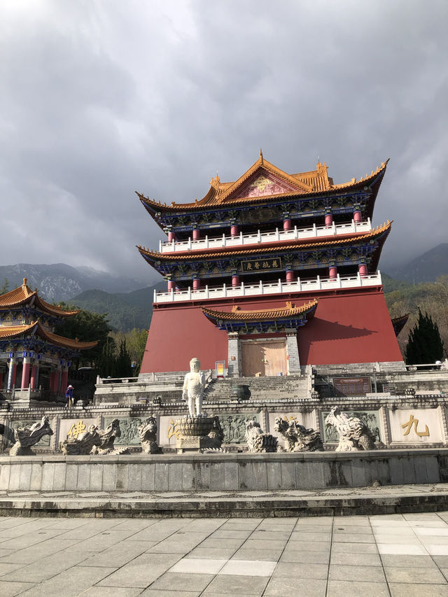 Iconic Three Pagodas in Dali, Yunnan 🇨🇳