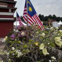 "Celebrating National Day at Dataran Ayer Keroh: A Melaka Tradition of Patriotism and Festivities"