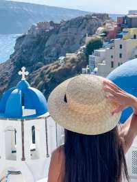 🇬🇷 Santorini: A Slice of Greek Paradise 🌅