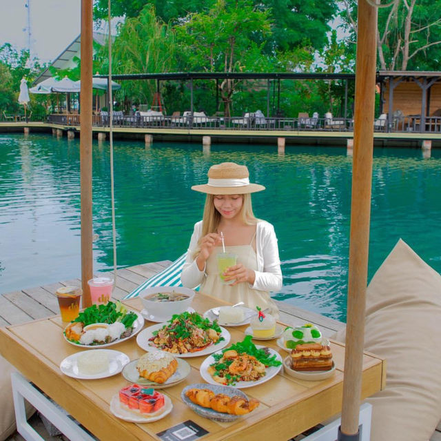 คาเฟ่ในสวนสไตล์อังกฤษ ฉะเชิงเทรา