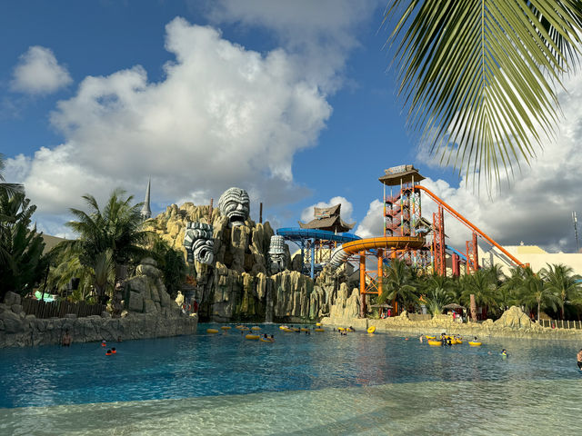 A World of Adventure, VinWonders
