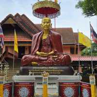 วัดพระเจดีย์ซาวหลัง พระอารามหลวง ลำปาง