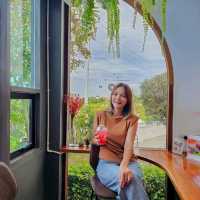 ที่พักสไตล์อังกฤษ พร้อมอ่างแช่น้ำ ในตัวเมืองระยอง