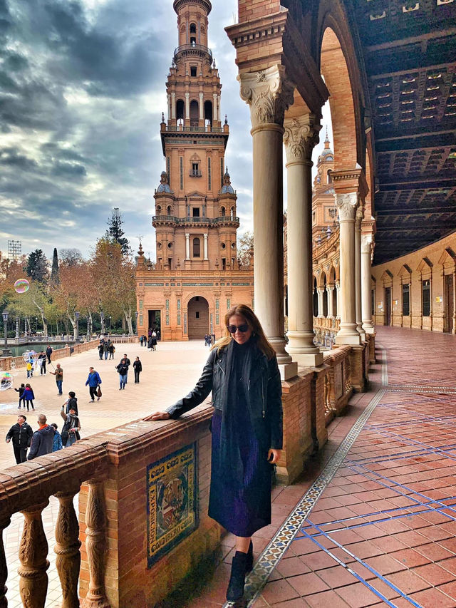 🇪🇸Stunning structure in Seville🇪🇸A must Visit sight💙