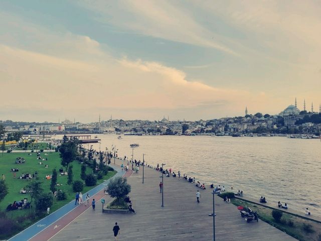 土耳其🇹🇷】伊斯坦布爾：City walk漫遊當地居民區，感受古老文明的魅力和韻味