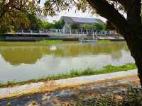 คาเฟ่ใน วัดไทยสไตล์ฝรั่ง นิเวชธรรมประวัติ 