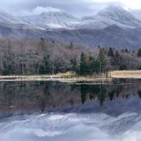 Rewarding sights at Shiretoko Five Lakes morning walk late autumn