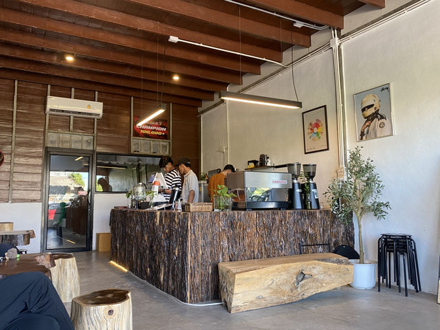 Kawaegu coffee ร้านกาแฟเมืองนรา