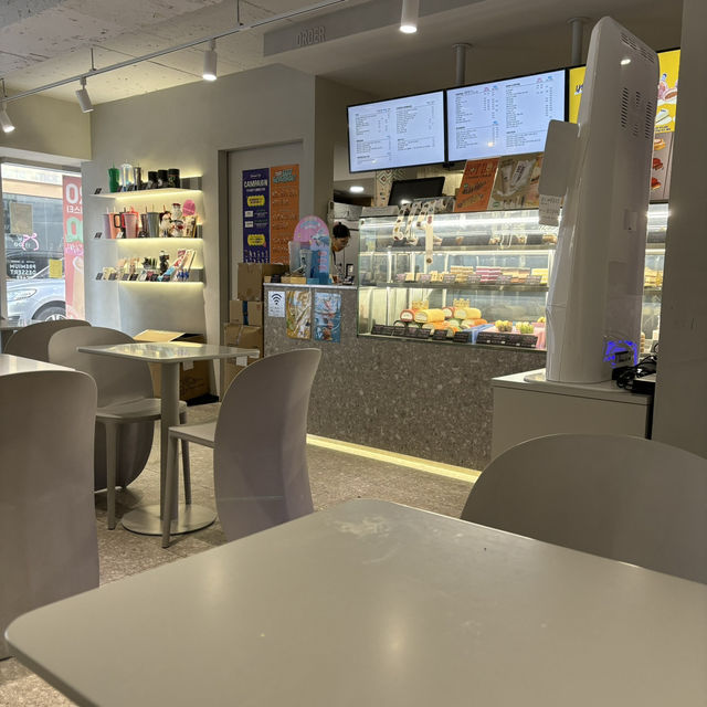 【韓国】ドリンクもデザートもめっちゃ安いのに美味しいカフェ😘