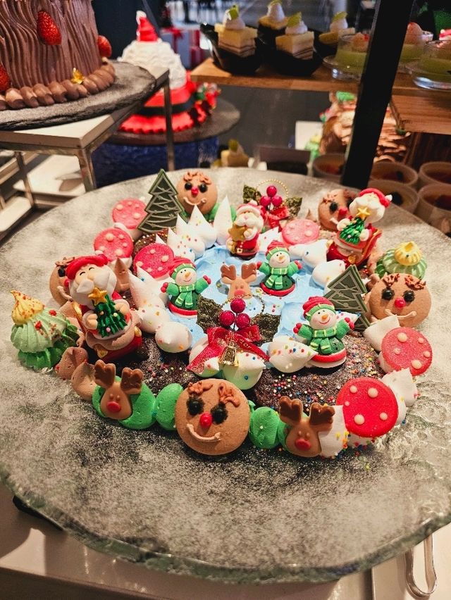 A Festive Feast: Christmas at Café 168, G Hotel Gurney