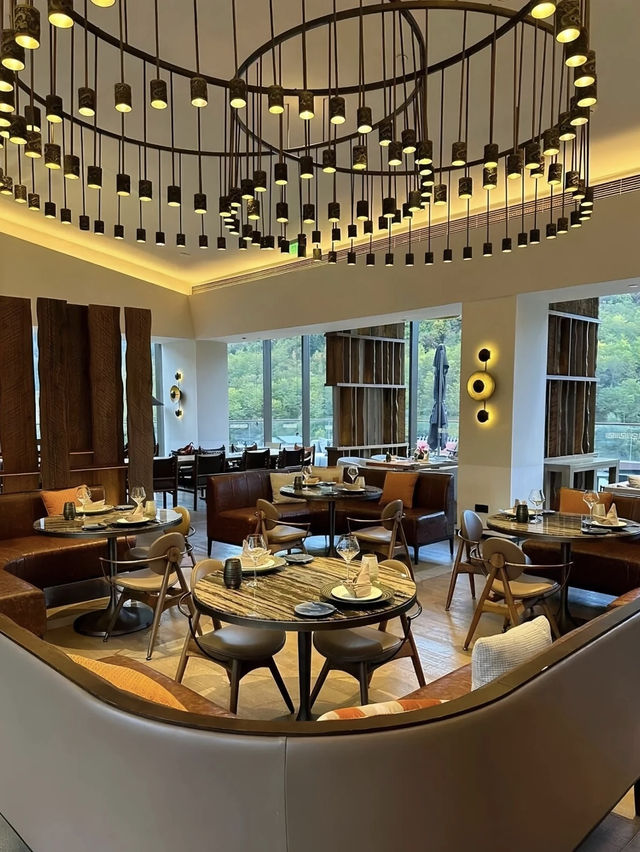 Discover Tranquility at the Conrad Jiuzhaigou Resort