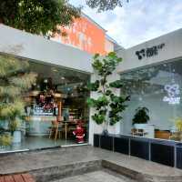 คาเฟ่น่ารัก Dirty เลิศๆ ในซอยลาดพร้าว 87