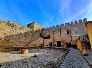This is the most representative historical building of the Carmona archaeological site.