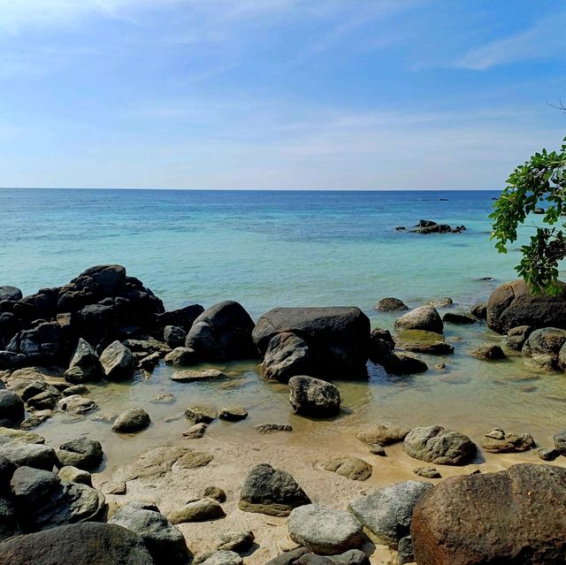 泰國麗貝島絕美海灘景點:Daya Beach，果凍玻璃海，適合拍照📸打卡游泳